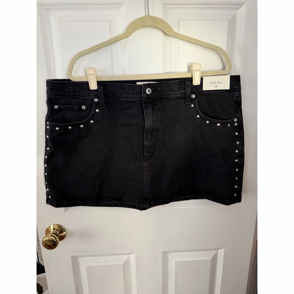 Abercrombie & Fitch Black High Rise Denim Skirt